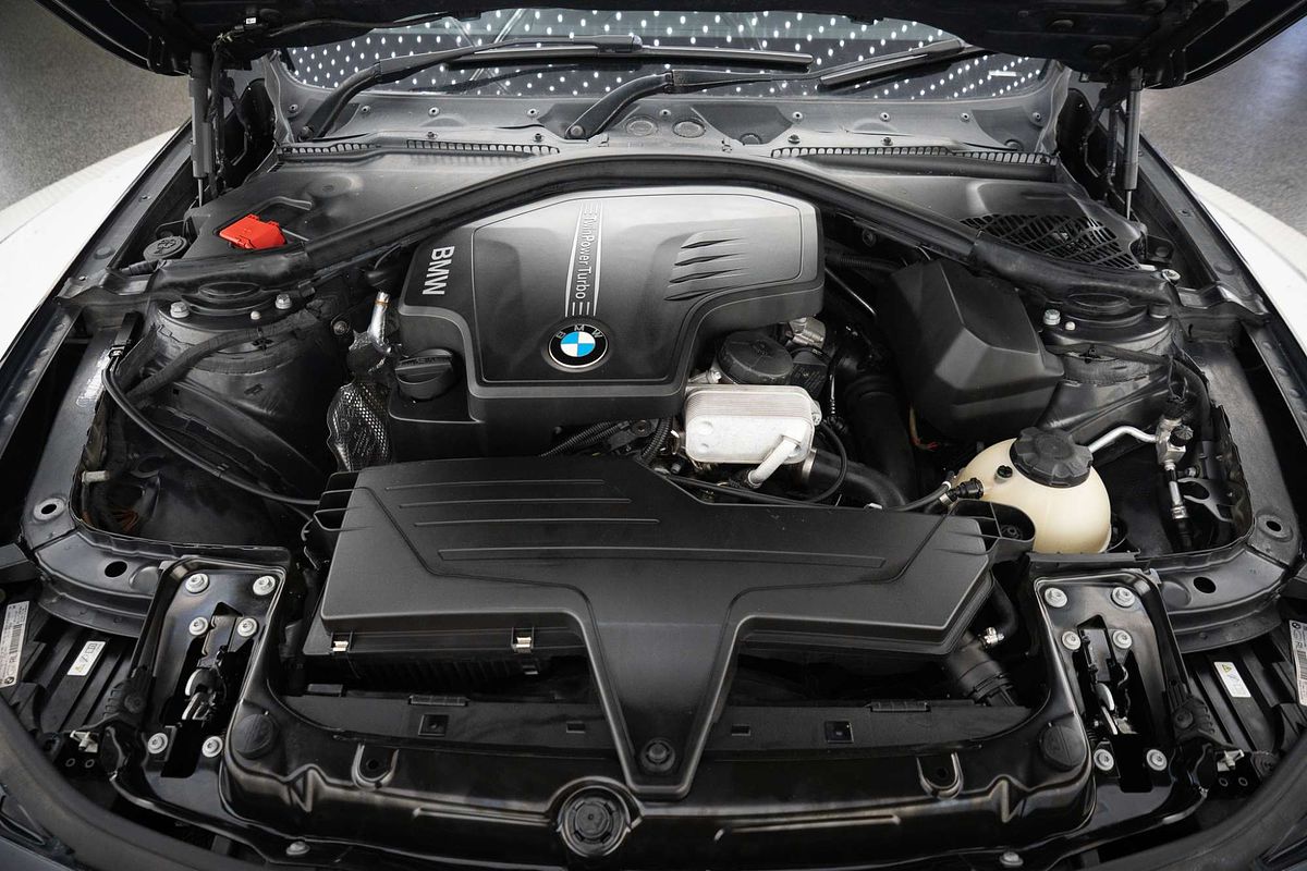 2014 BMW 3 Series 328i Luxury Line F30