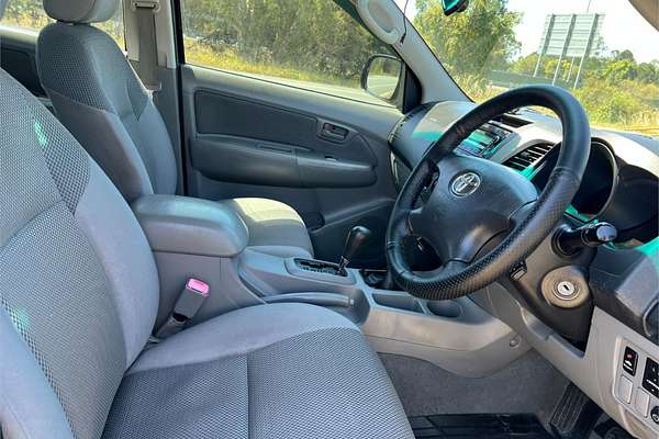2007 Toyota Hilux SR5 GGN25R 4X4