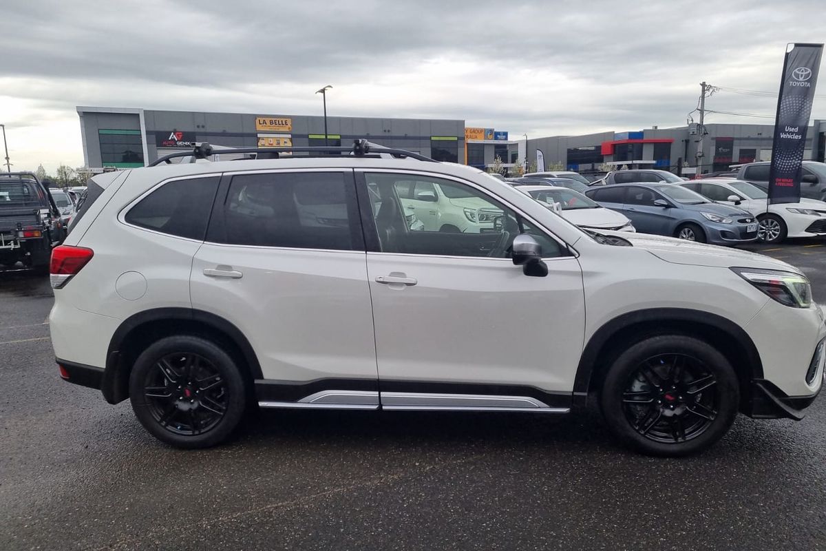 2019 Subaru Forester 2.5i-S S5