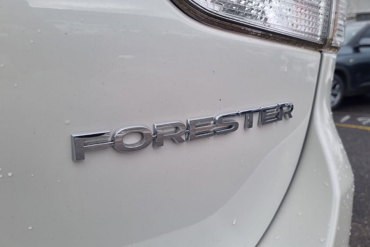 2019 Subaru Forester 2.5i-S S5