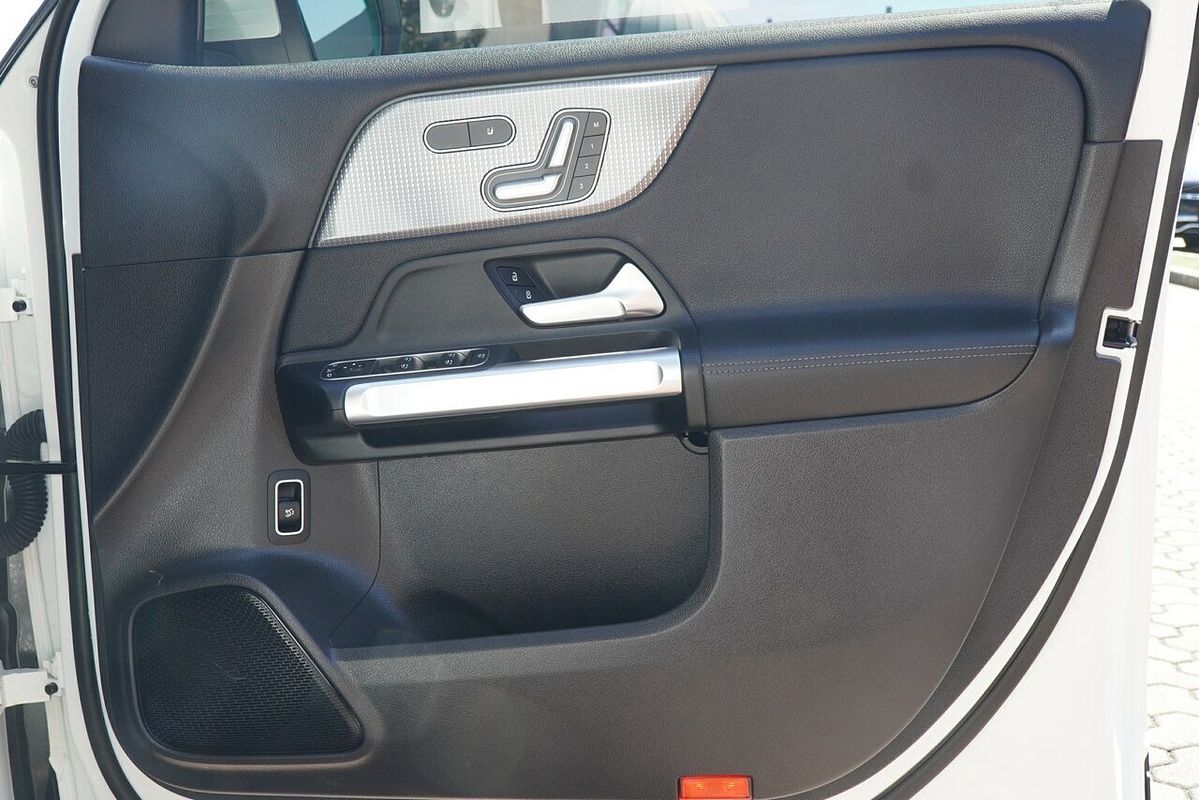 2022 Mercedes-Benz EQB EQB250 X243