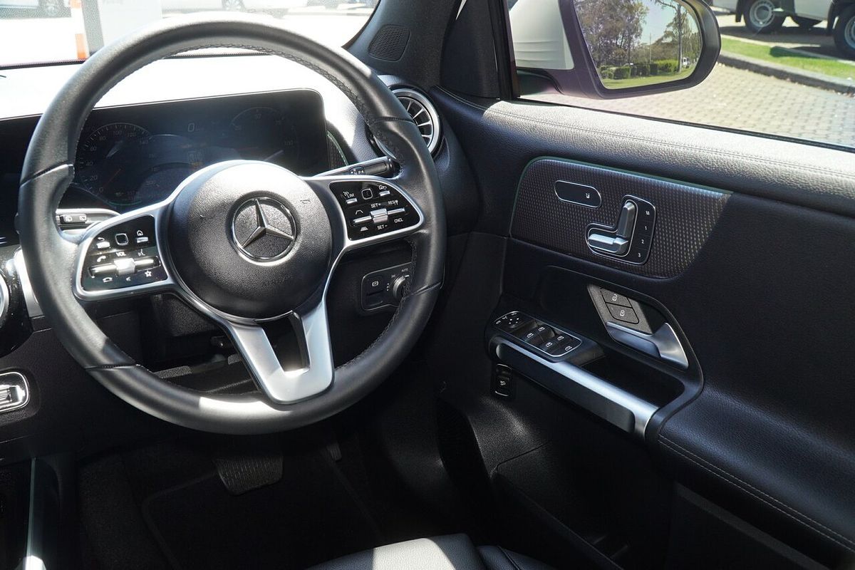 2022 Mercedes-Benz EQB EQB250 X243