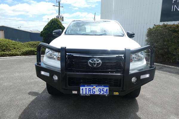 2020 Toyota Hilux SR GUN126R 4X4