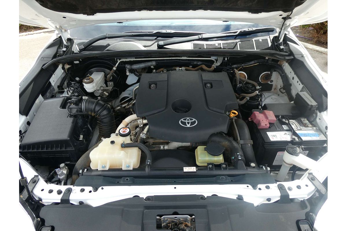 2020 Toyota Hilux SR GUN126R 4X4