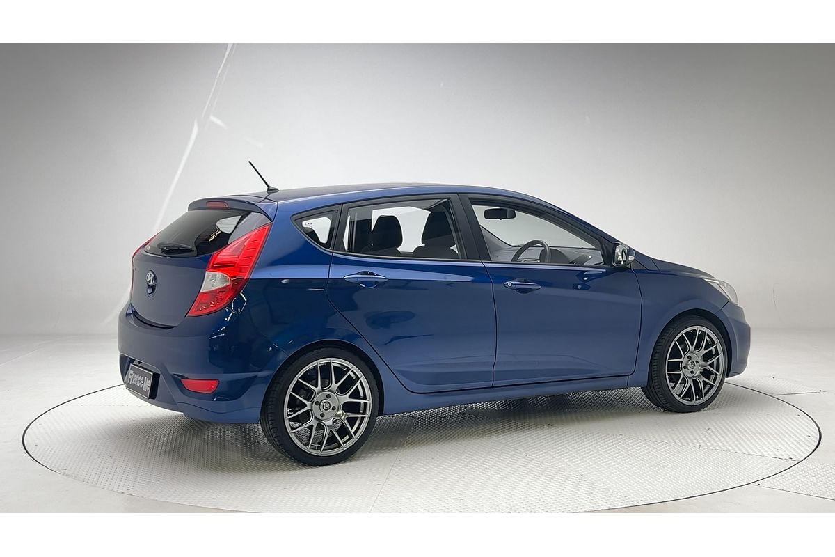 2017 Hyundai Accent Active RB4