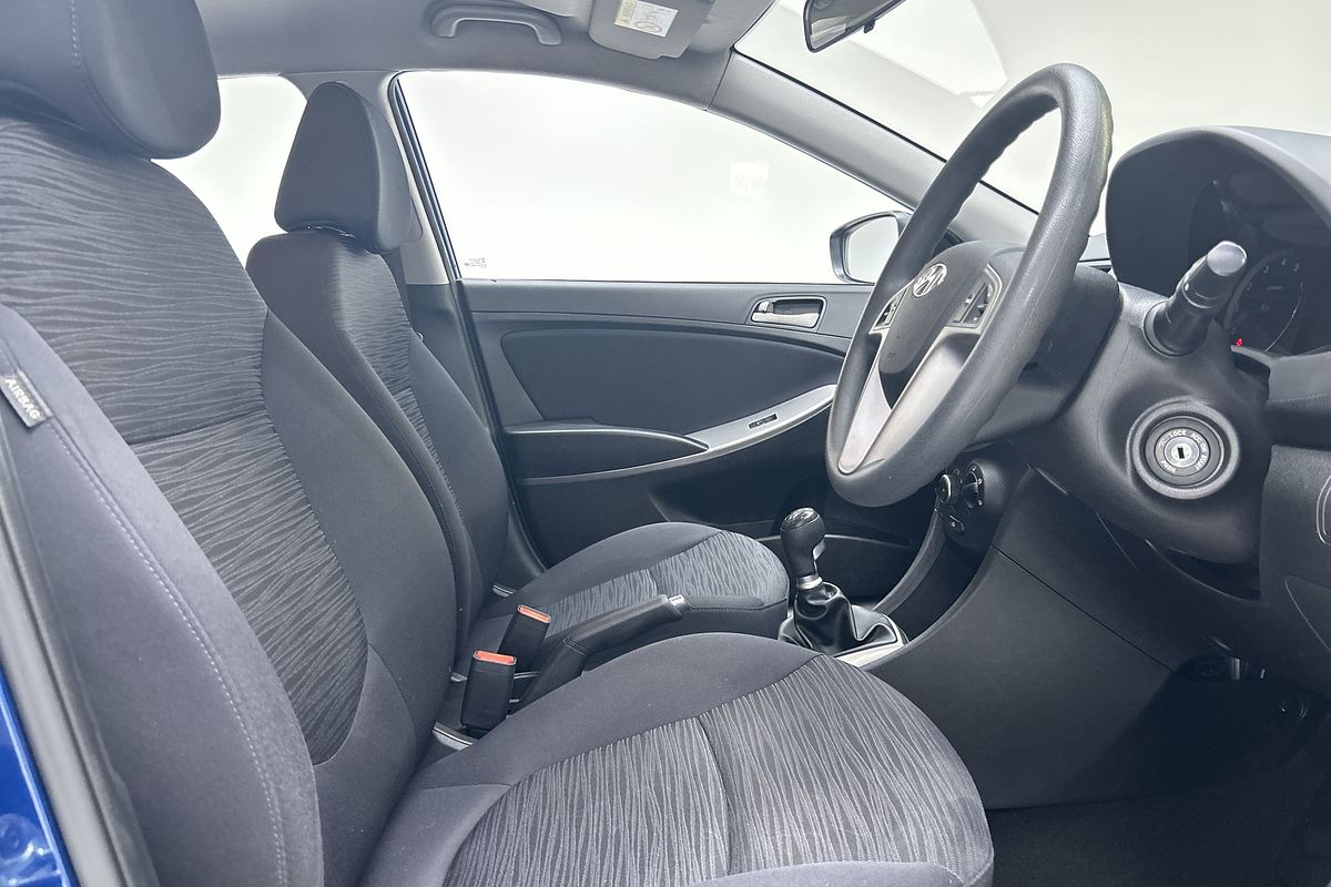 2017 Hyundai Accent Active RB4