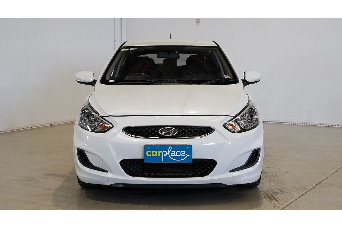 2017 Hyundai Accent Sport RB6