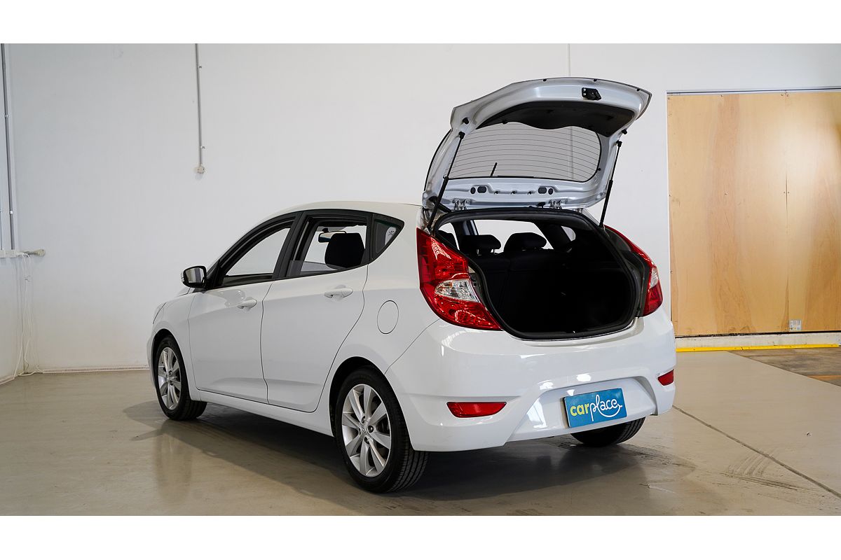 2017 Hyundai Accent Sport RB6