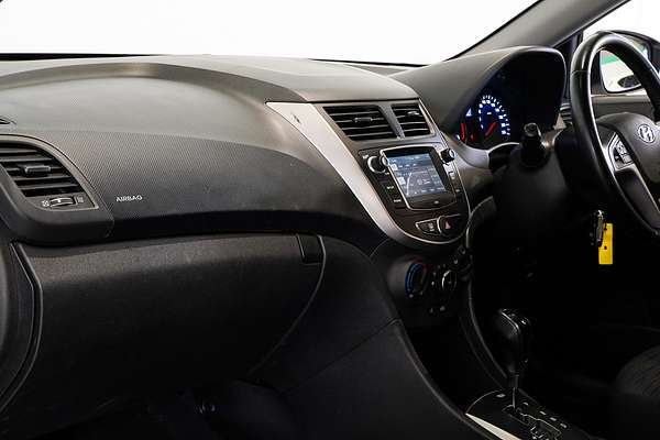 2017 Hyundai Accent Sport RB6