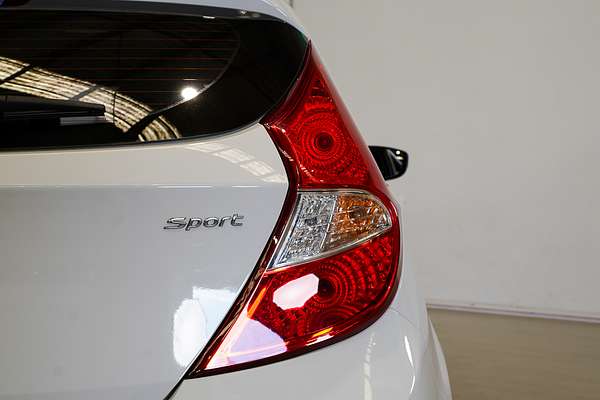 2017 Hyundai Accent Sport RB6