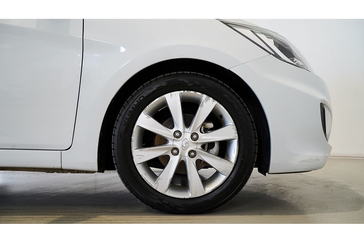 2017 Hyundai Accent Sport RB6
