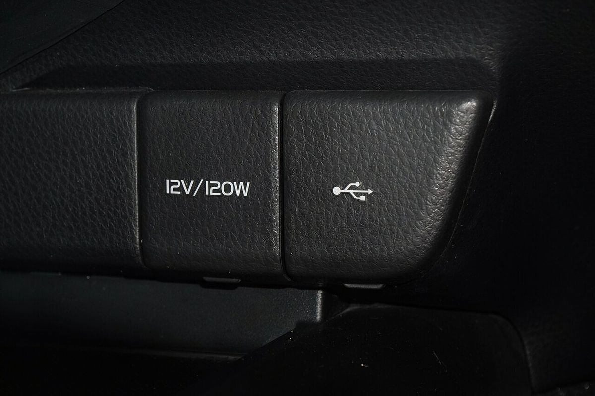 2023 Toyota Camry Ascent AXVH70R