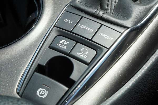 2023 Toyota Camry Ascent AXVH70R