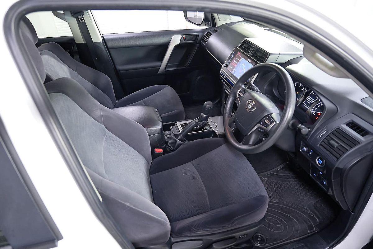 2022 Toyota Landcruiser Prado GX GDJ150R