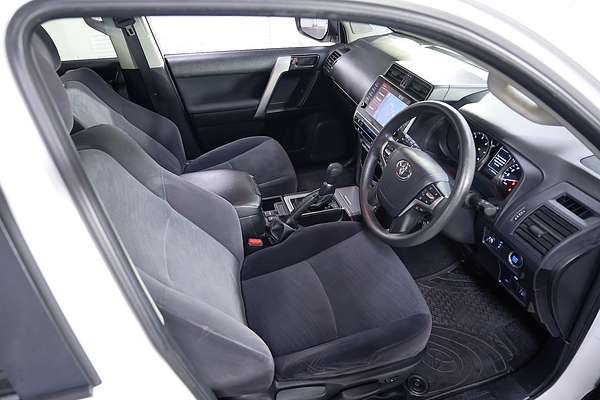 2022 Toyota Landcruiser Prado GX GDJ150R