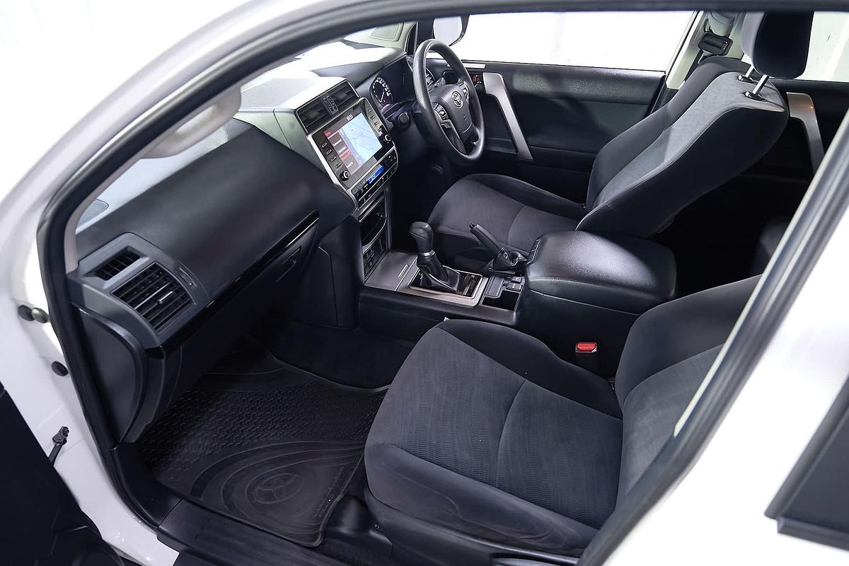 2022 Toyota Landcruiser Prado GX GDJ150R