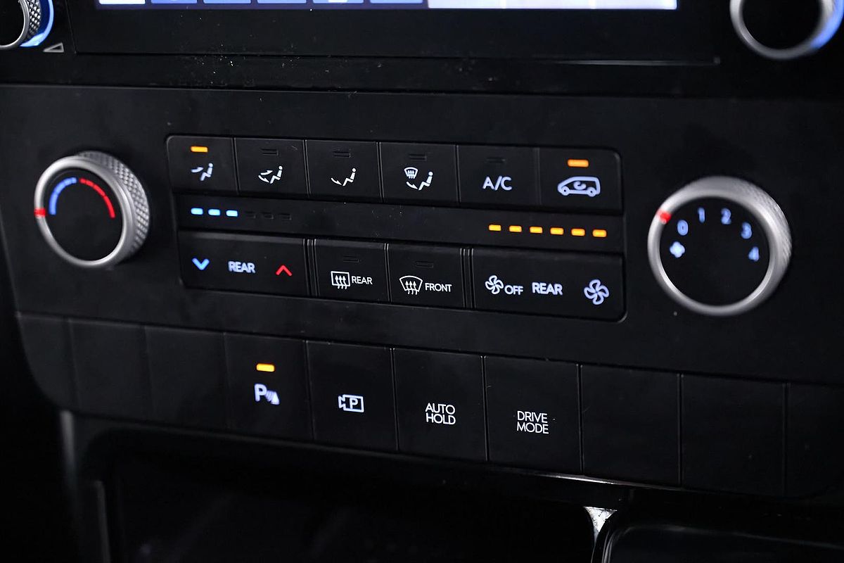 2022 Hyundai STARIA US4.V1