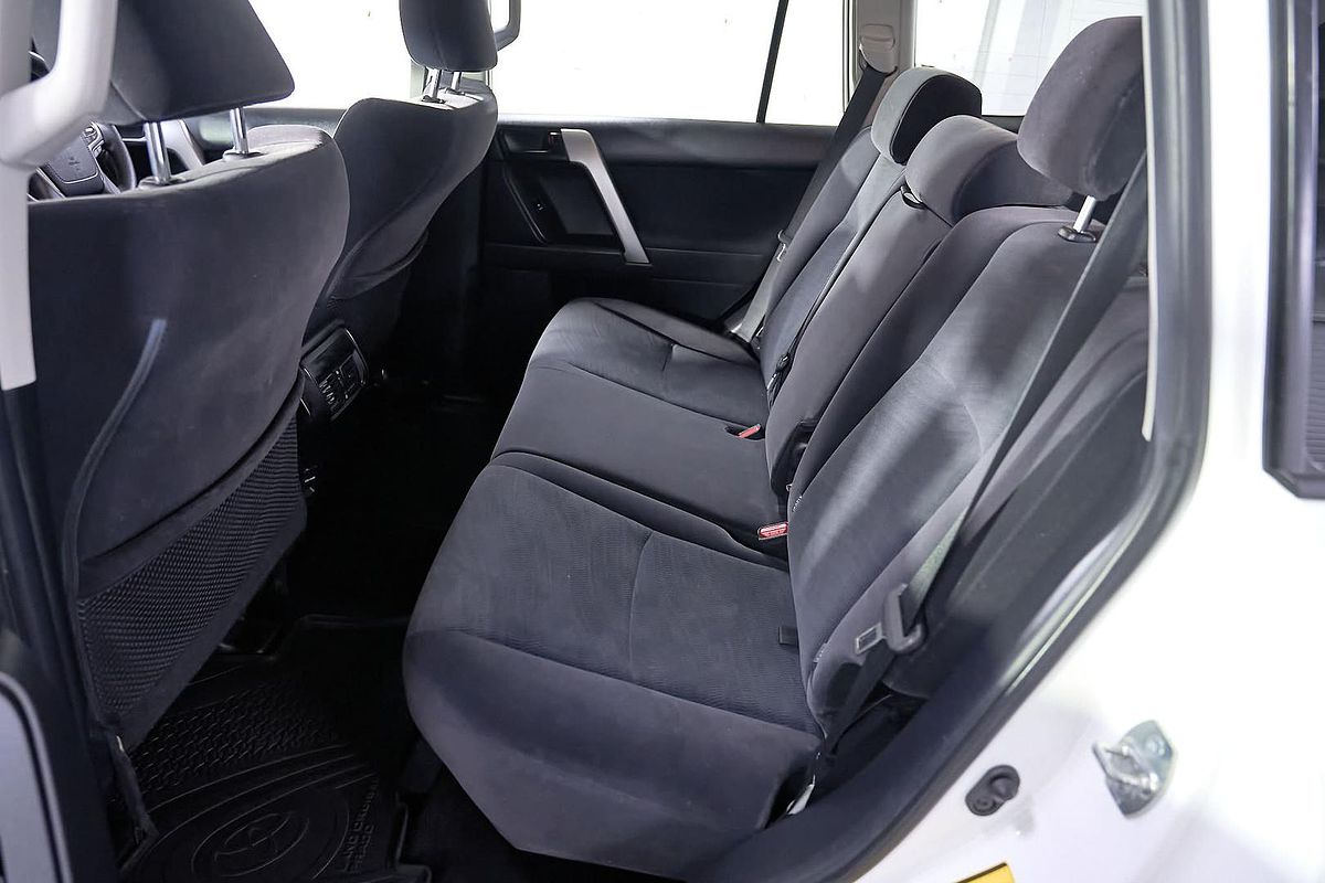 2022 Toyota Landcruiser Prado GX GDJ150R