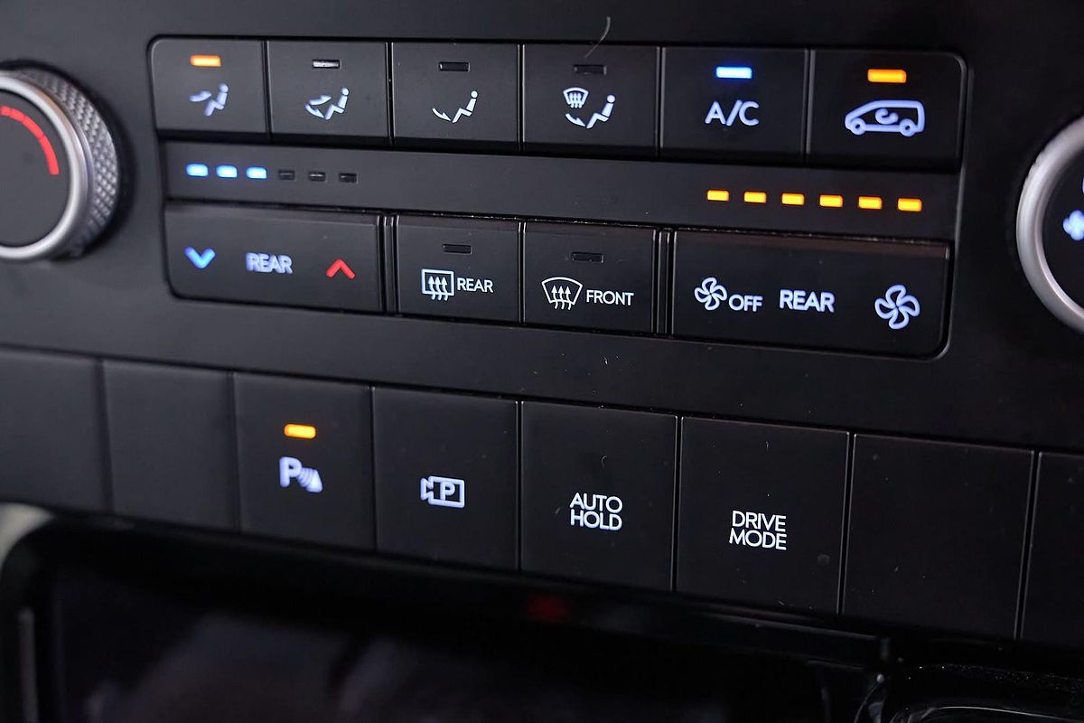 2022 Hyundai STARIA US4.V1