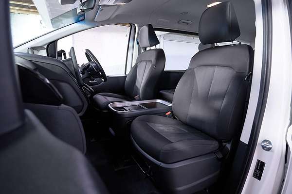 2022 Hyundai STARIA US4.V1