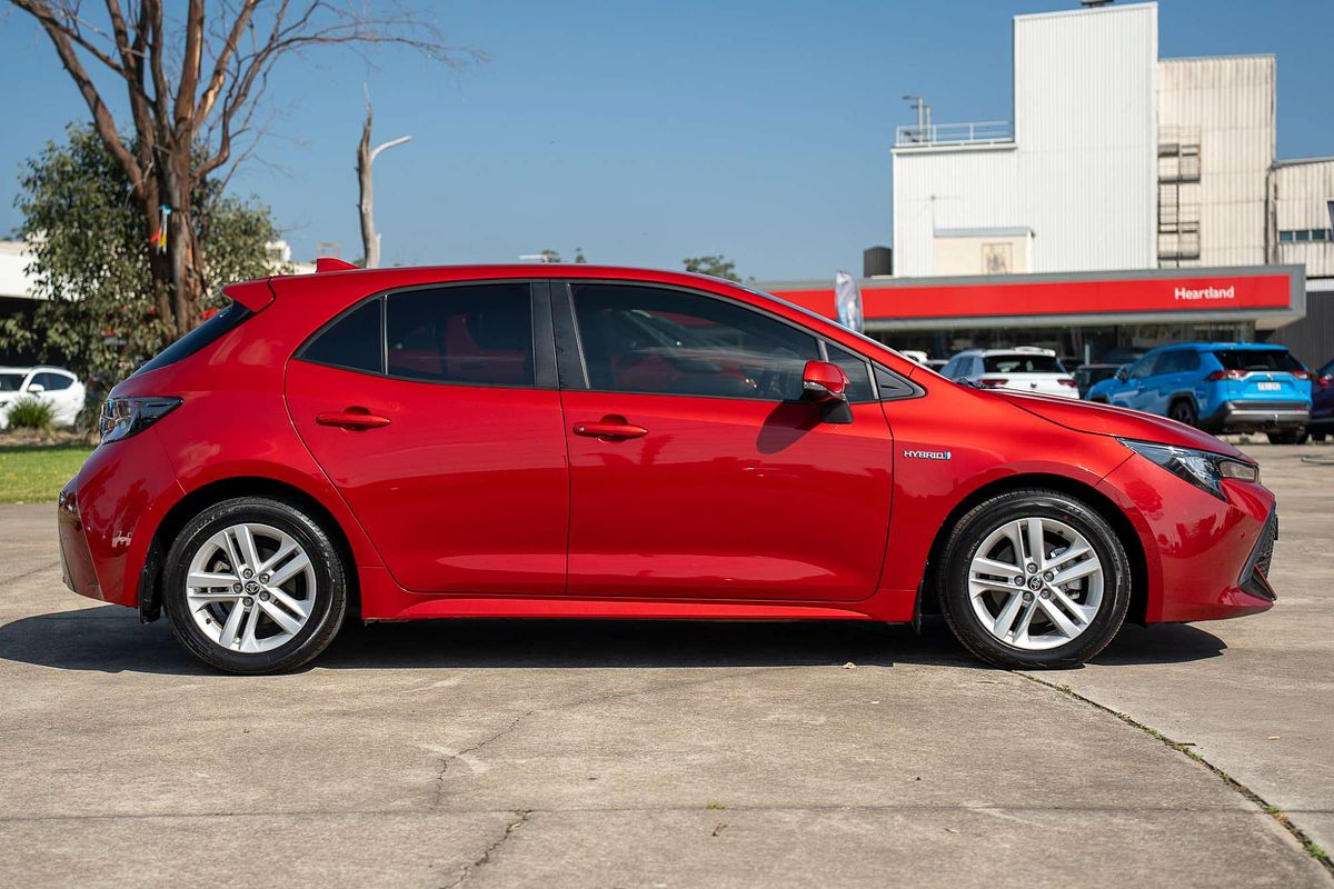 2021 Toyota Corolla SX Hybrid ZWE211R