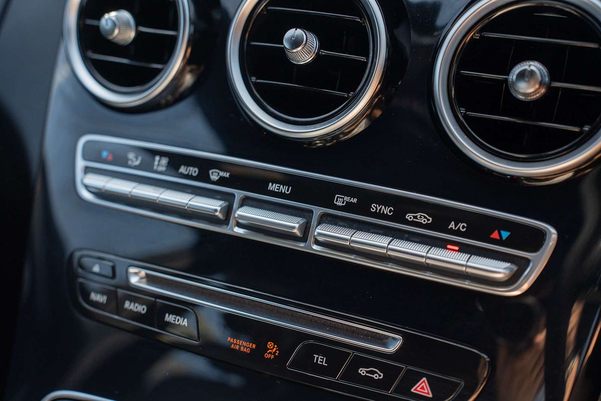 2014 Mercedes-Benz C-Class C200 W205