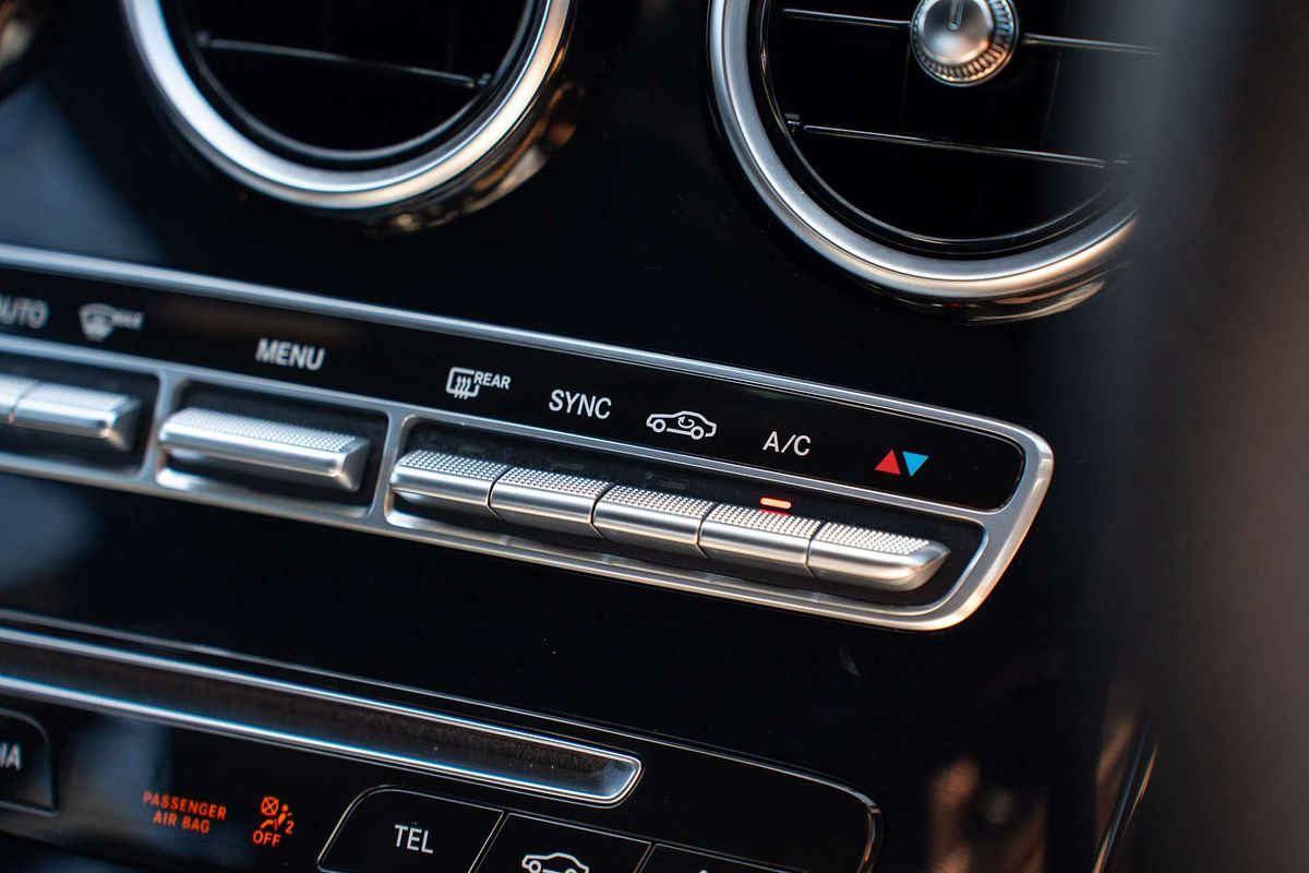 2014 Mercedes-Benz C-Class C200 W205