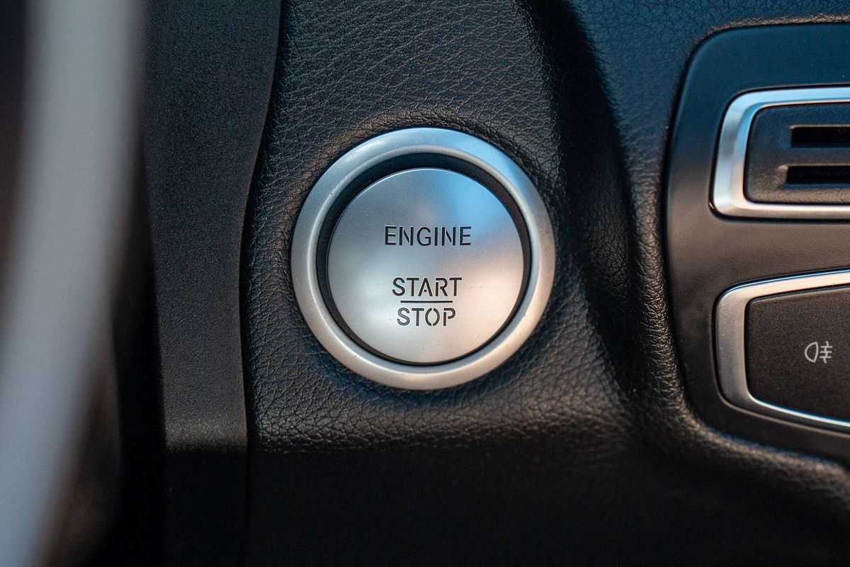 2014 Mercedes-Benz C-Class C200 W205