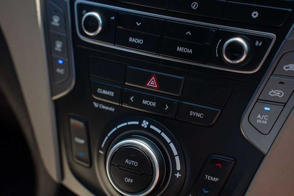 2017 Hyundai Santa Fe Highlander DM3 Series II