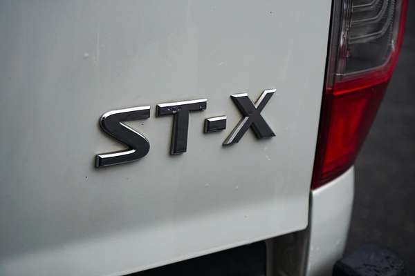 2017 Nissan Navara ST-X D23 Series 2 4X4