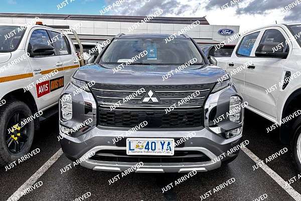 2023 Mitsubishi Outlander LS ZM