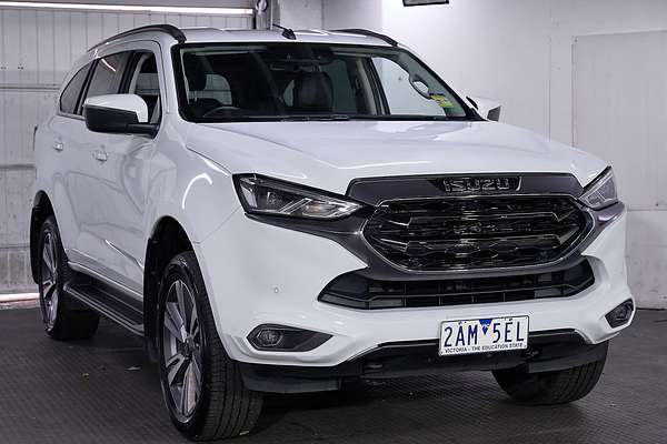 2023 Isuzu MU-X LS-T