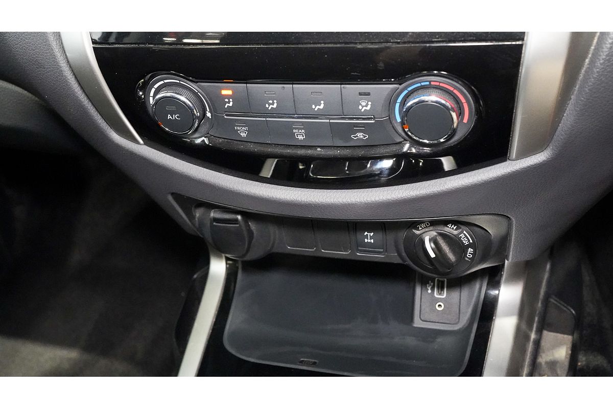 2020 Nissan Navara ST D23 Series 4 4X4