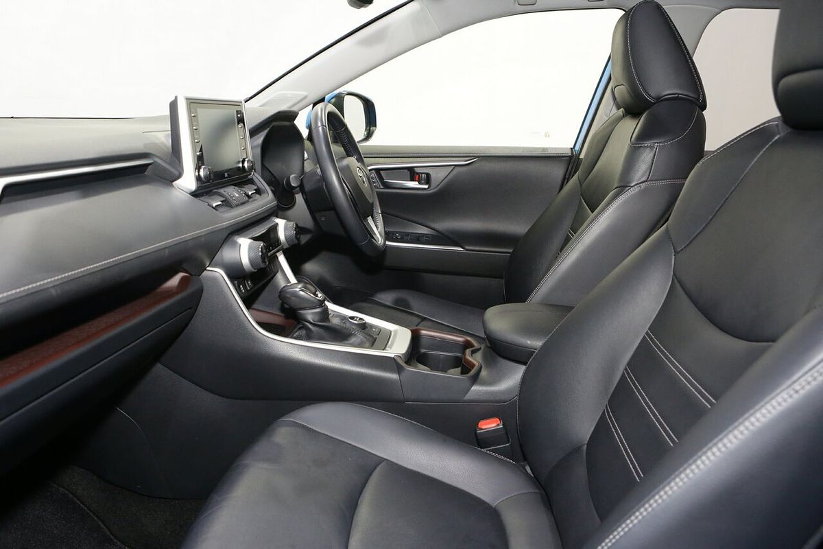 2020 Toyota RAV4 Cruiser AXAH54R
