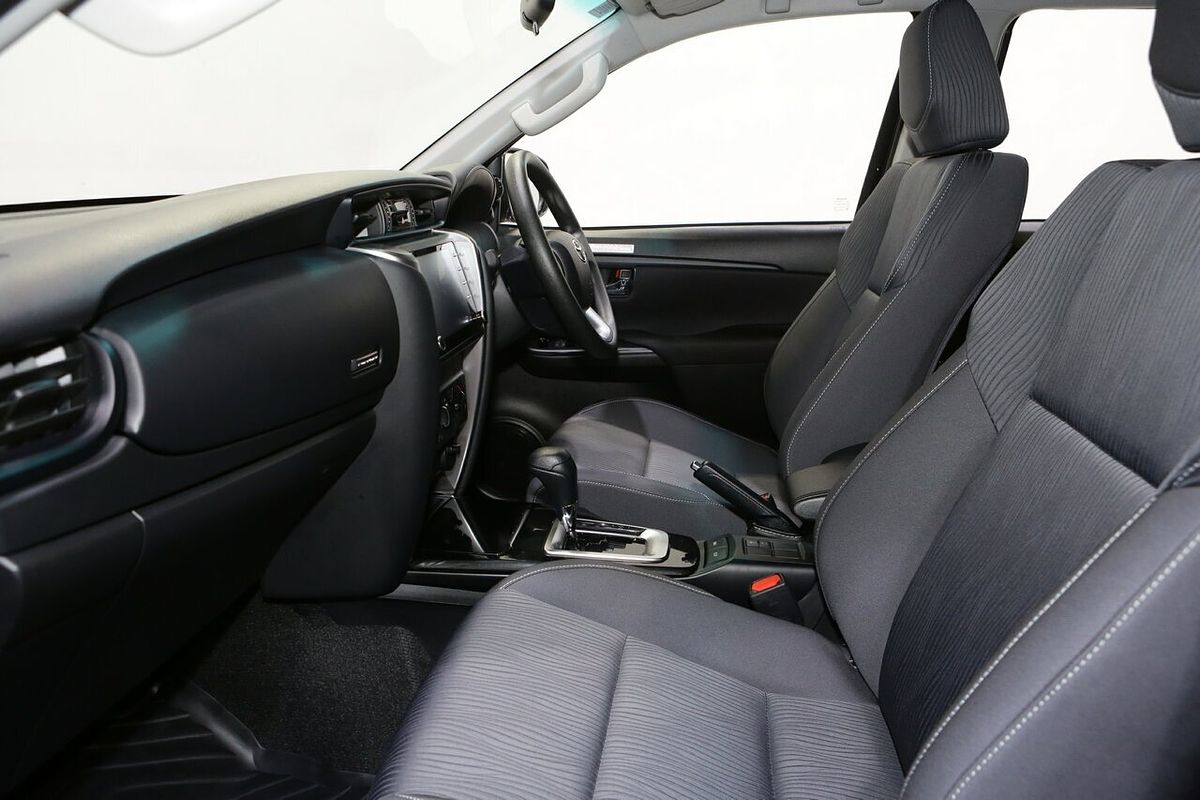 2025 Toyota Fortuner GX GUN156R