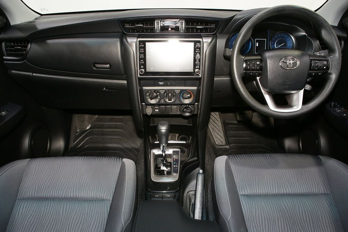 2025 Toyota Fortuner GX GUN156R