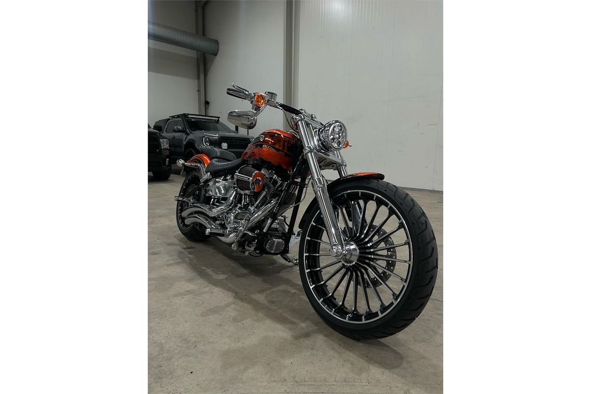 2014 Harley-Davidson 1800CC CVO BREAKOUT MY14