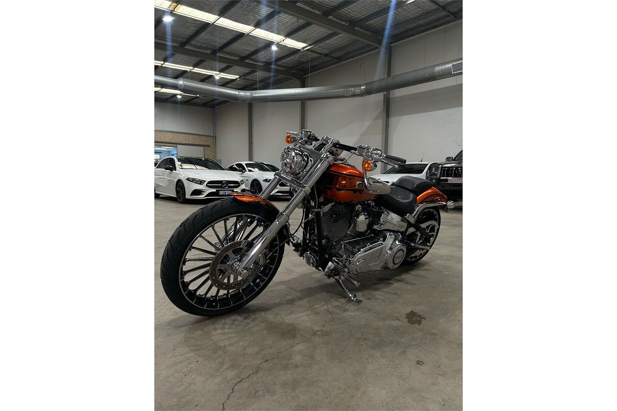 2014 Harley-Davidson 1800CC CVO BREAKOUT MY14