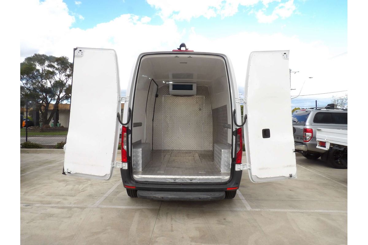 2019 Mercedes-Benz Sprinter 411CDI VS30 MWB