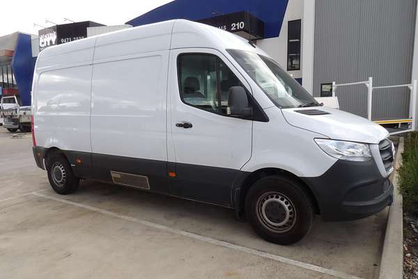 2019 Mercedes-Benz Sprinter 411CDI VS30 MWB