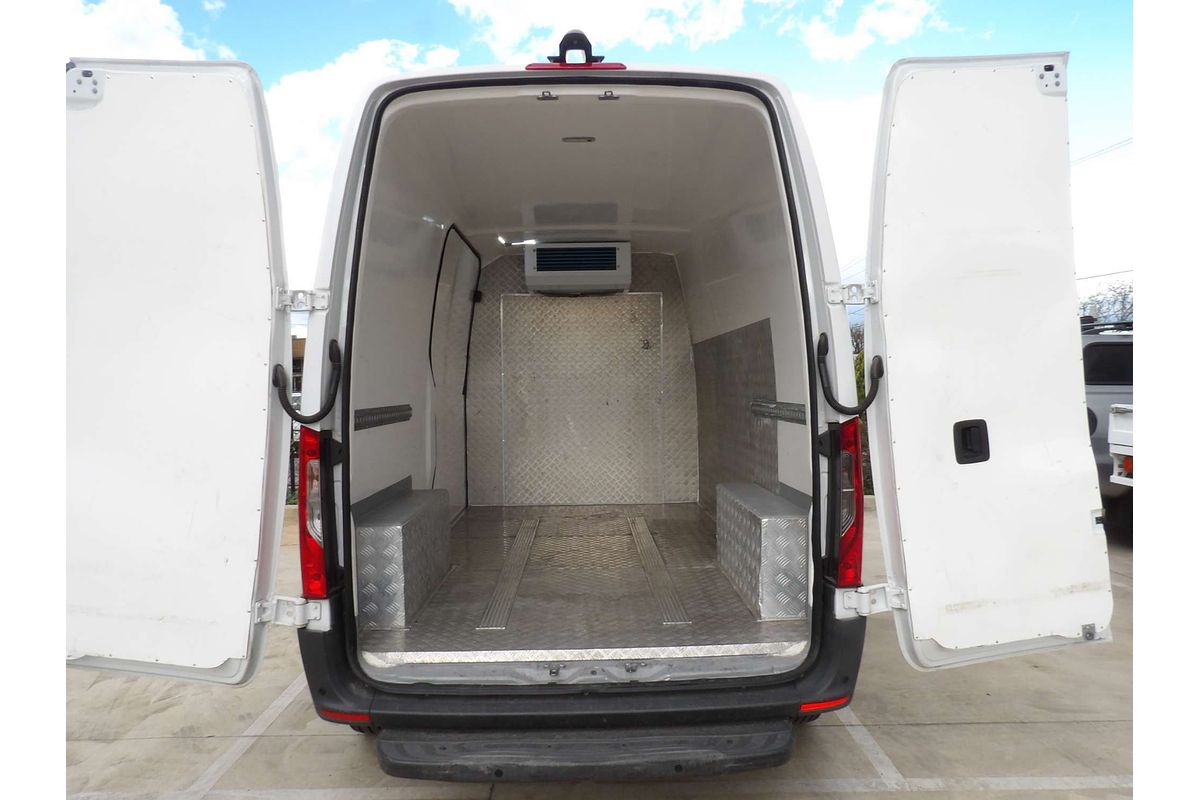 2019 Mercedes-Benz Sprinter 411CDI VS30 MWB