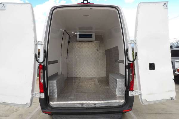 2019 Mercedes-Benz Sprinter 411CDI VS30 MWB