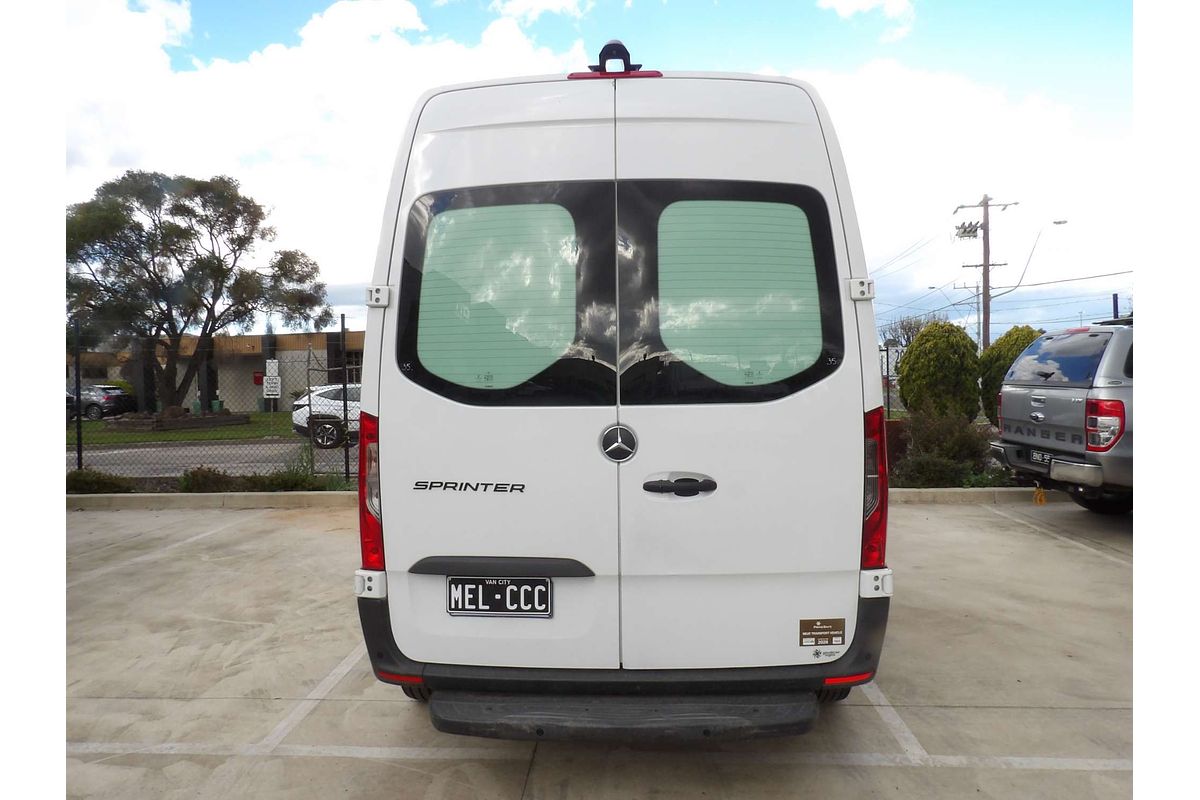 2019 Mercedes-Benz Sprinter 411CDI VS30 MWB