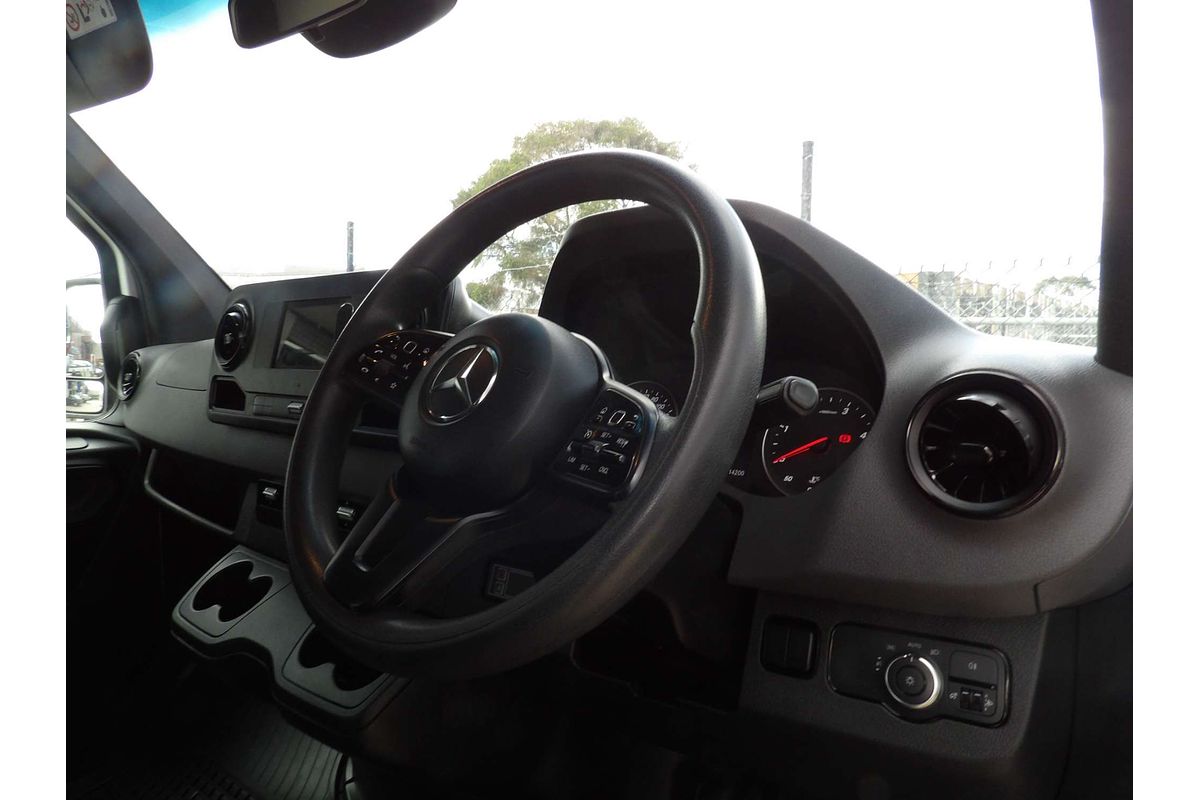 2019 Mercedes-Benz Sprinter 411CDI VS30 MWB