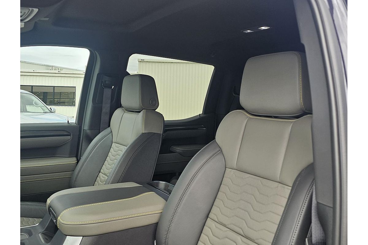 2025 Chevrolet Silverado 1500 ZR2 W/Tech Pack T1 4X4
