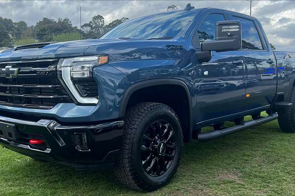 2025 Chevrolet Silverado HD LTZ Premium W/Tech Pack T1 4X4