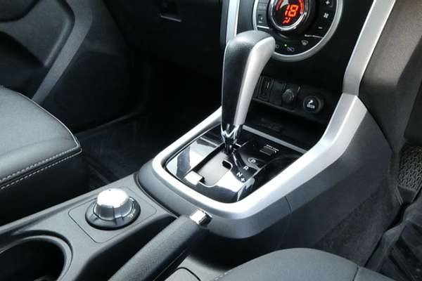 2021 Isuzu MU-X LS-T