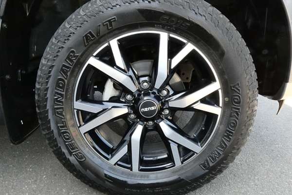 2021 Isuzu MU-X LS-T