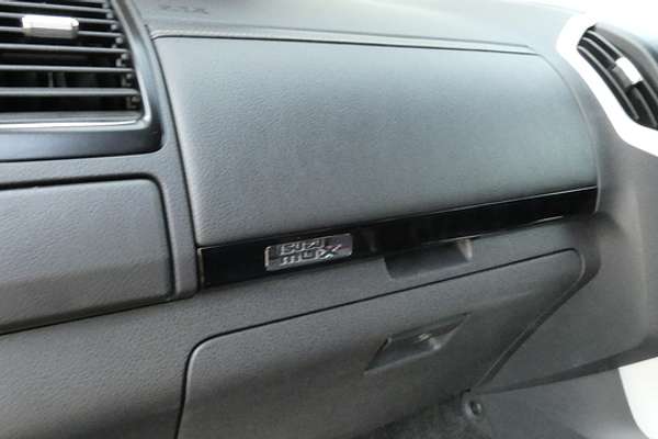 2021 Isuzu MU-X LS-T