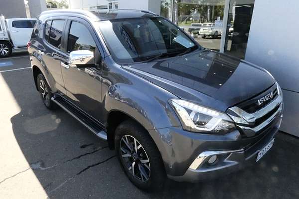 2021 Isuzu MU-X LS-T